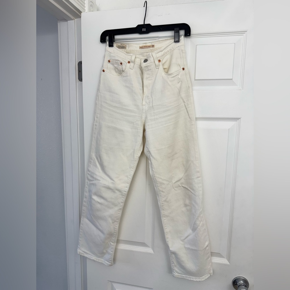 Levi’s Ribcage Straight Ankle Jeans - White Size 25
